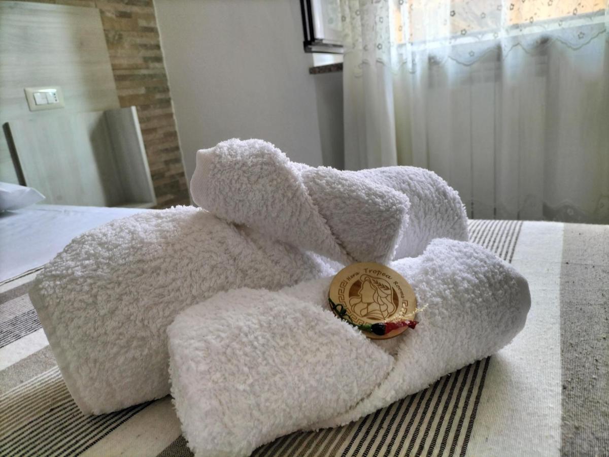 Hera Tropea Rooms Eksteriør bilde