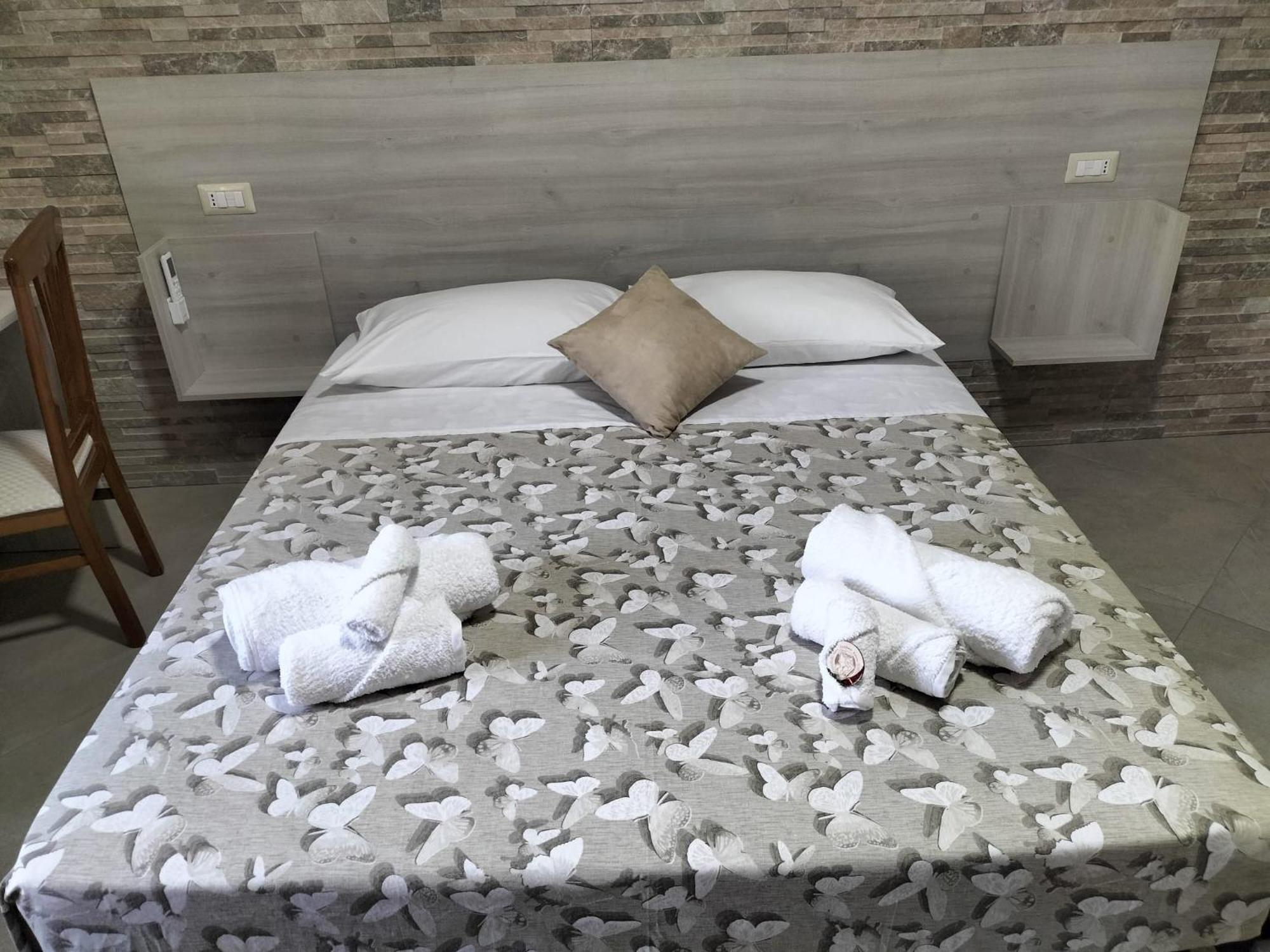 Hera Tropea Rooms Eksteriør bilde