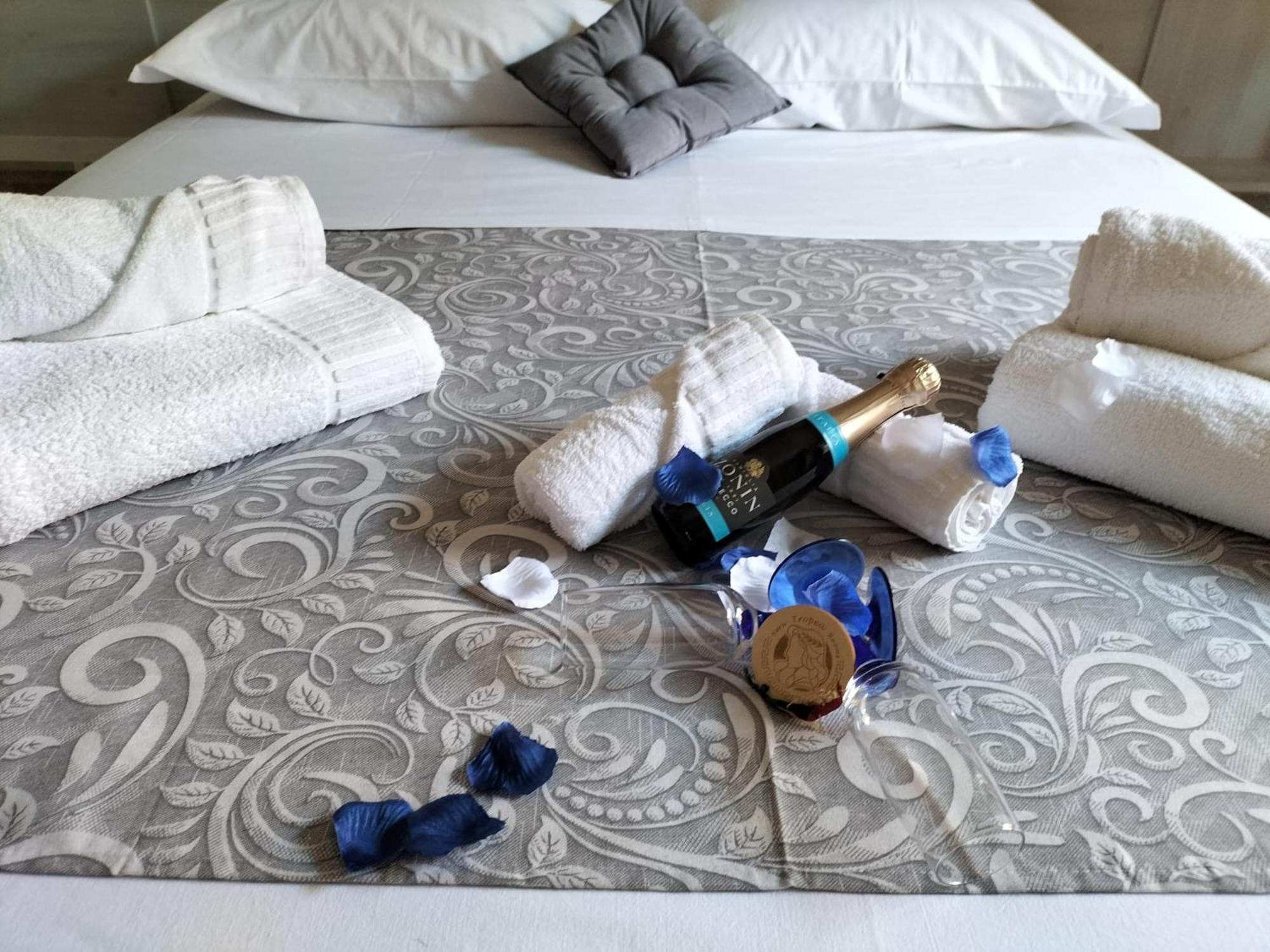 Hera Tropea Rooms Eksteriør bilde